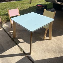 Child’s Table With chairs 