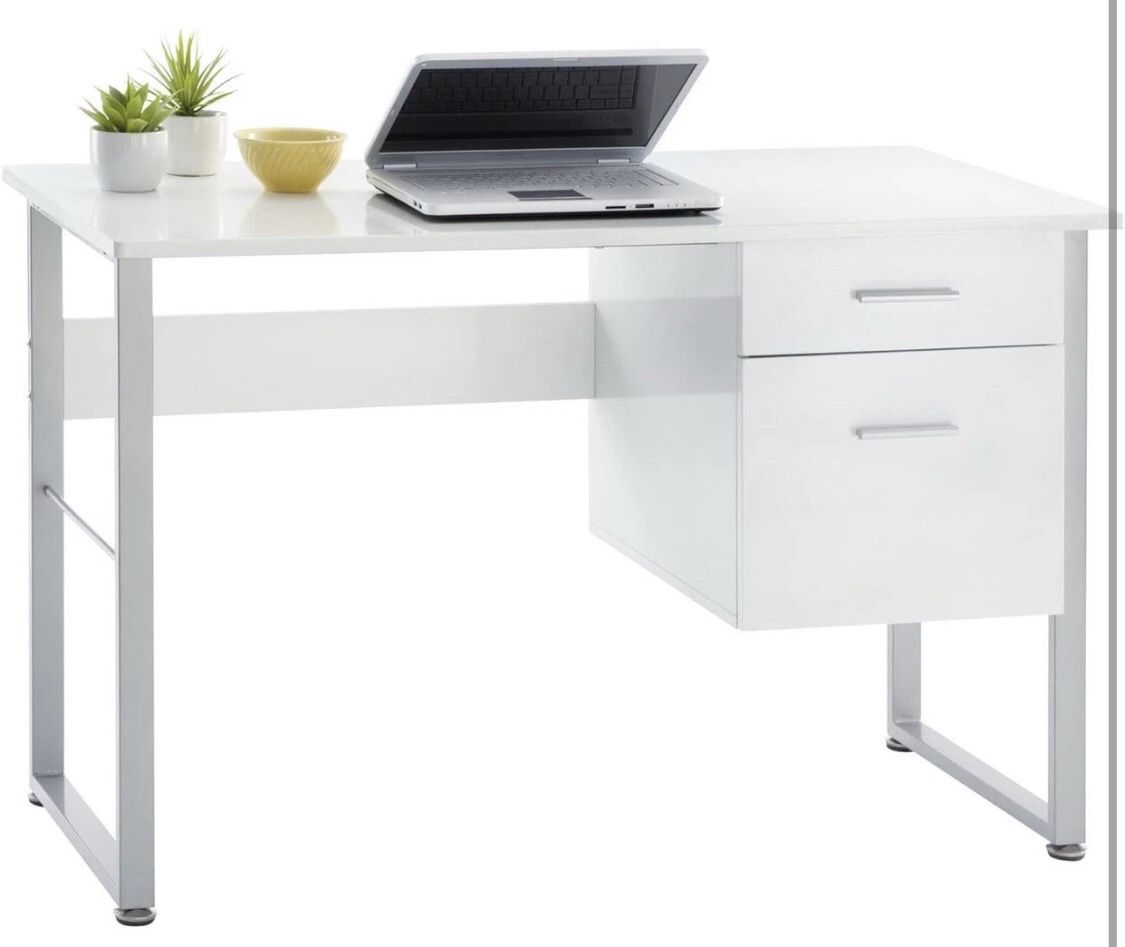 Realspace® Halton 48"W Computer Desk
