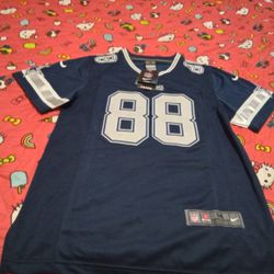 Youth Size Medium Jersey Cowboys 88 Bryant New