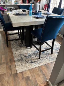 4 chairs and table