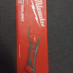 Milwaukee
M18 18V Lithium-Ion Cordless Oscillating Multi-Tool (Tool-Only)