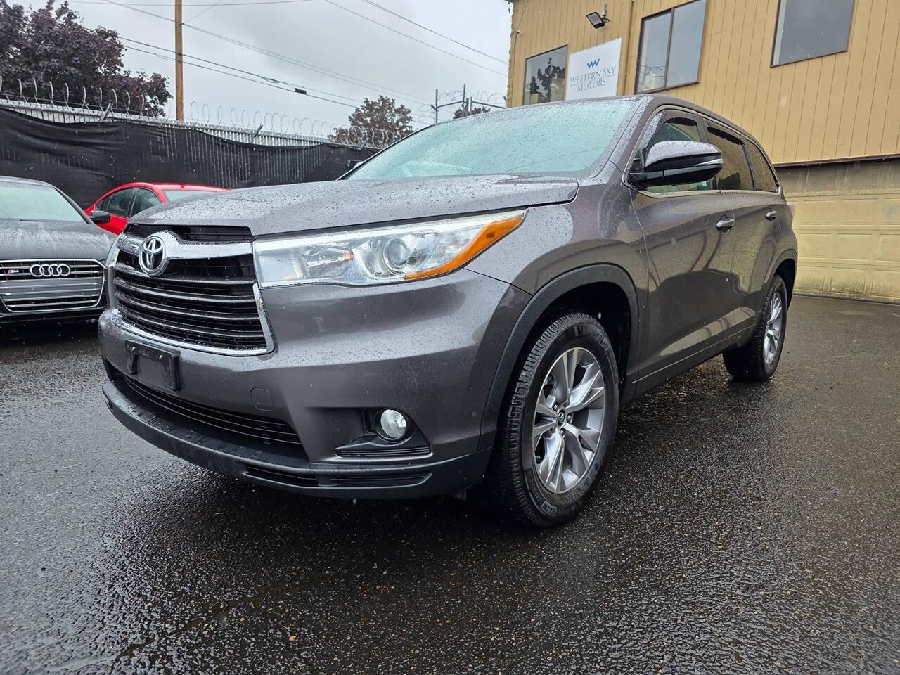 2016 Toyota Highlander