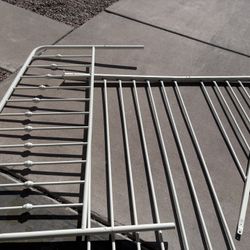 Queen Metal Bed Frame 