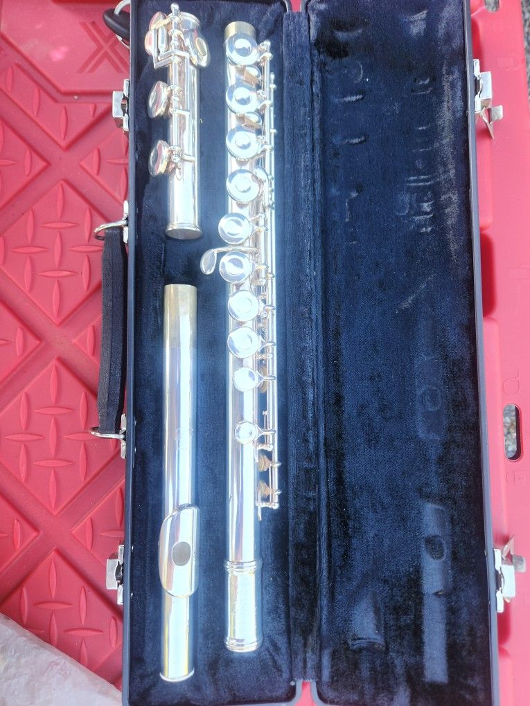 Gemeinhardt KG Special s22 Open Hole Flute w/ Case