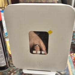 T-Mobile TMO-G4SE Home Internet 5G Gateway Modem SERCOMM -With AC Adapt Open Box