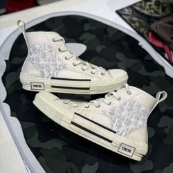 Dior B23 Converse