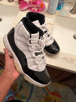 Jordan 11s