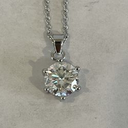 VVS1 Pendant Necklace
