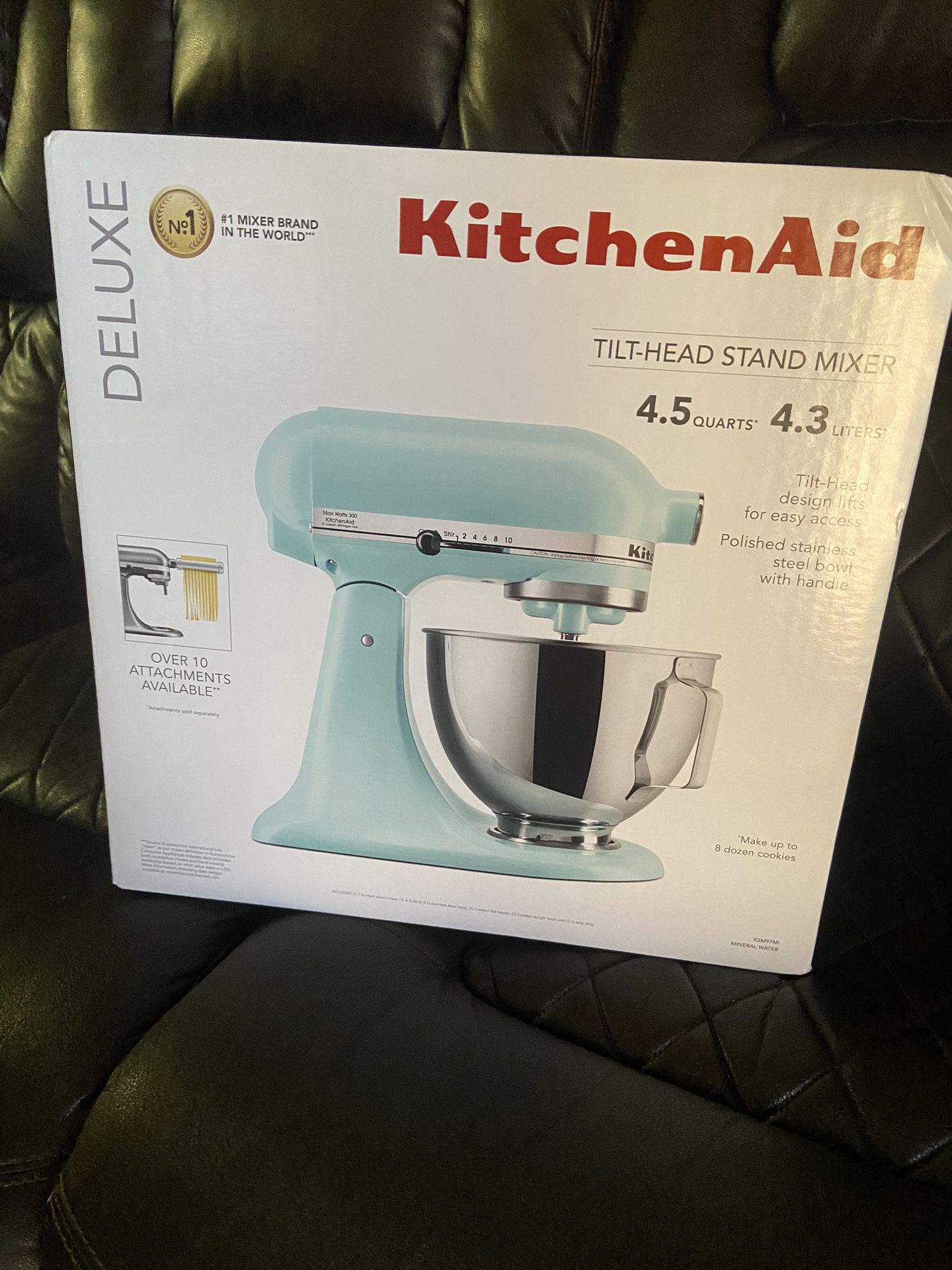 VALUE BUNDLE Artisan® Series Tilt-Head Stand Mixer With White Mermaid Lace Bowl And Pastry Beater