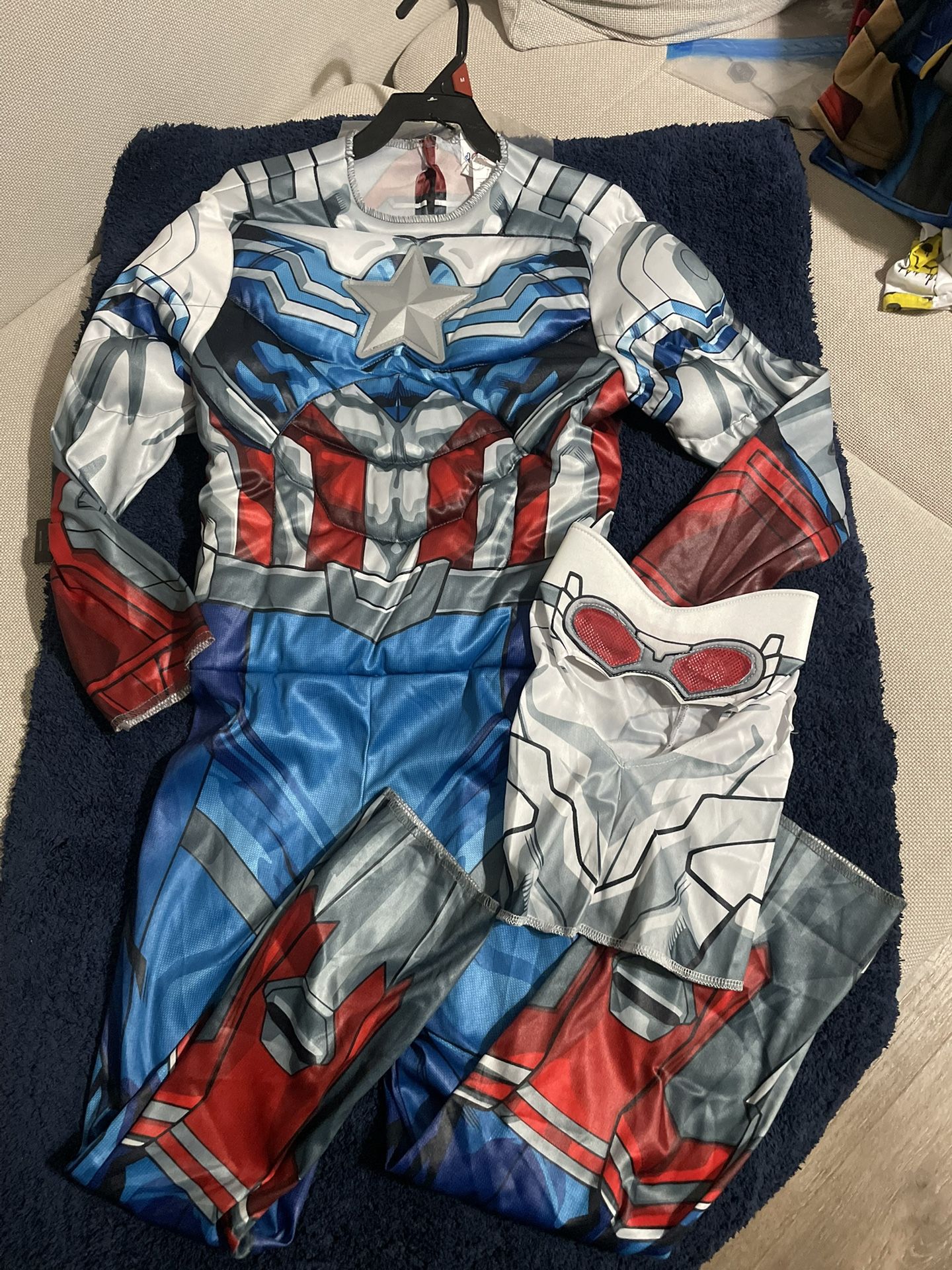 Capitan America Falcon Costume/size 7-8/ New