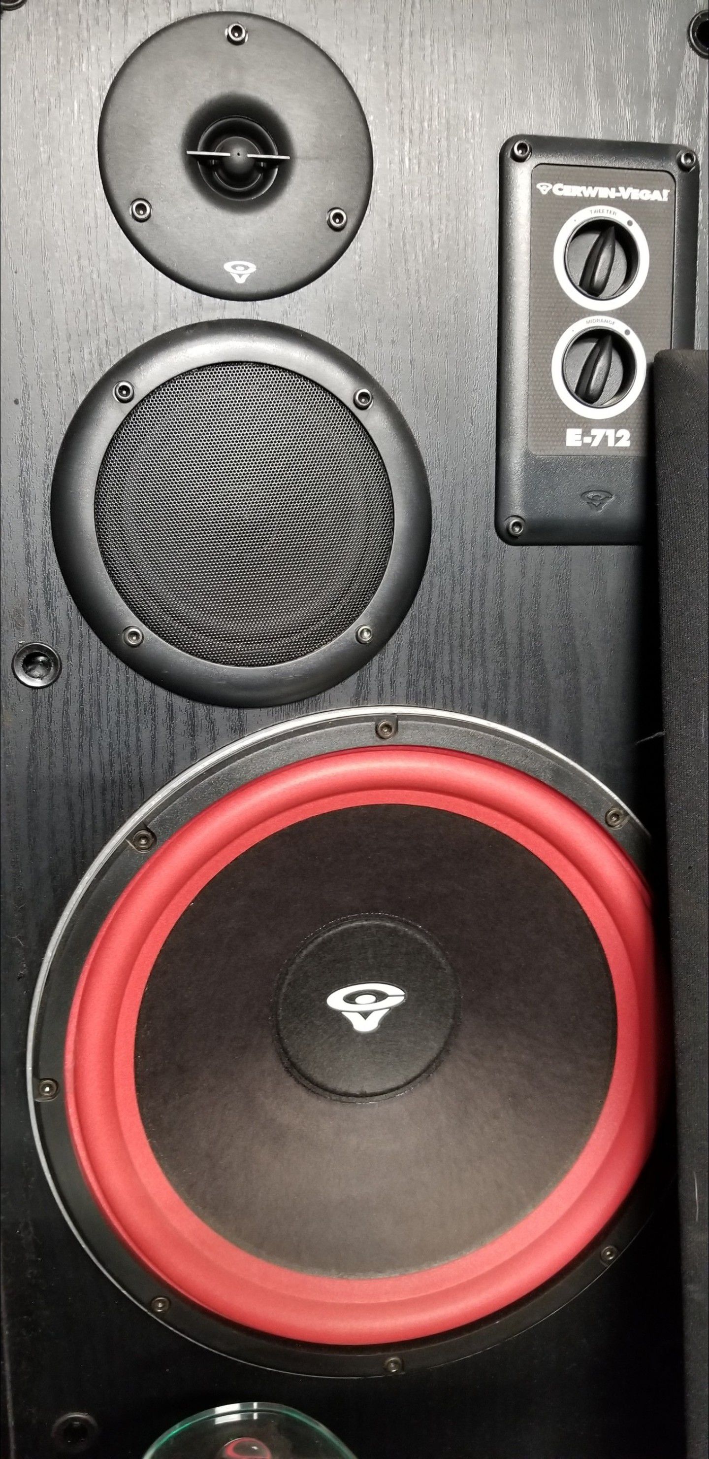 Cerwin vega E-712 speakers