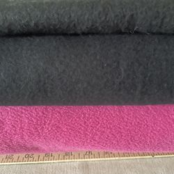 Burlap Fabric And Fleece Fabric 2pc Black and Fuchsia Color 