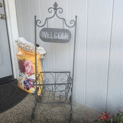 Plant Holder Stand Welcome Sign