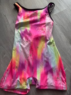 Gymnastics outfits size L
