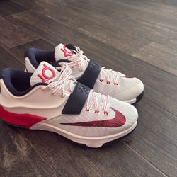 Nike KD USA Size 12
