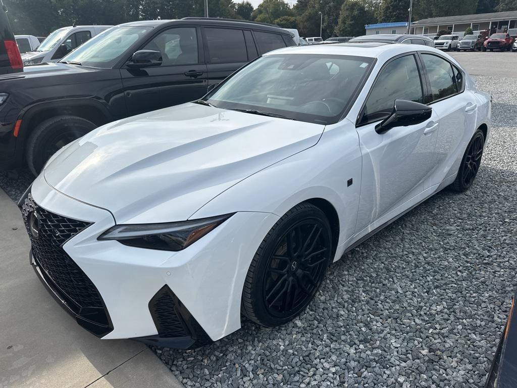 2024 Lexus IS 500