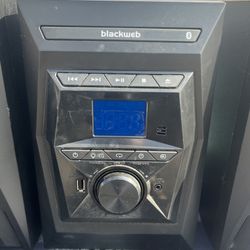 CD, BLUETOOTH, RADIO.