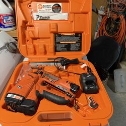 Paslode IM250A Li 16 Ga Cordless Angled Finish Nailer.