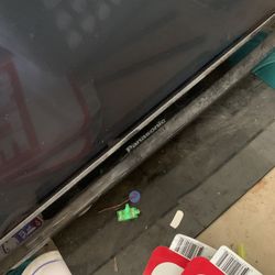 42 Inches Tv 