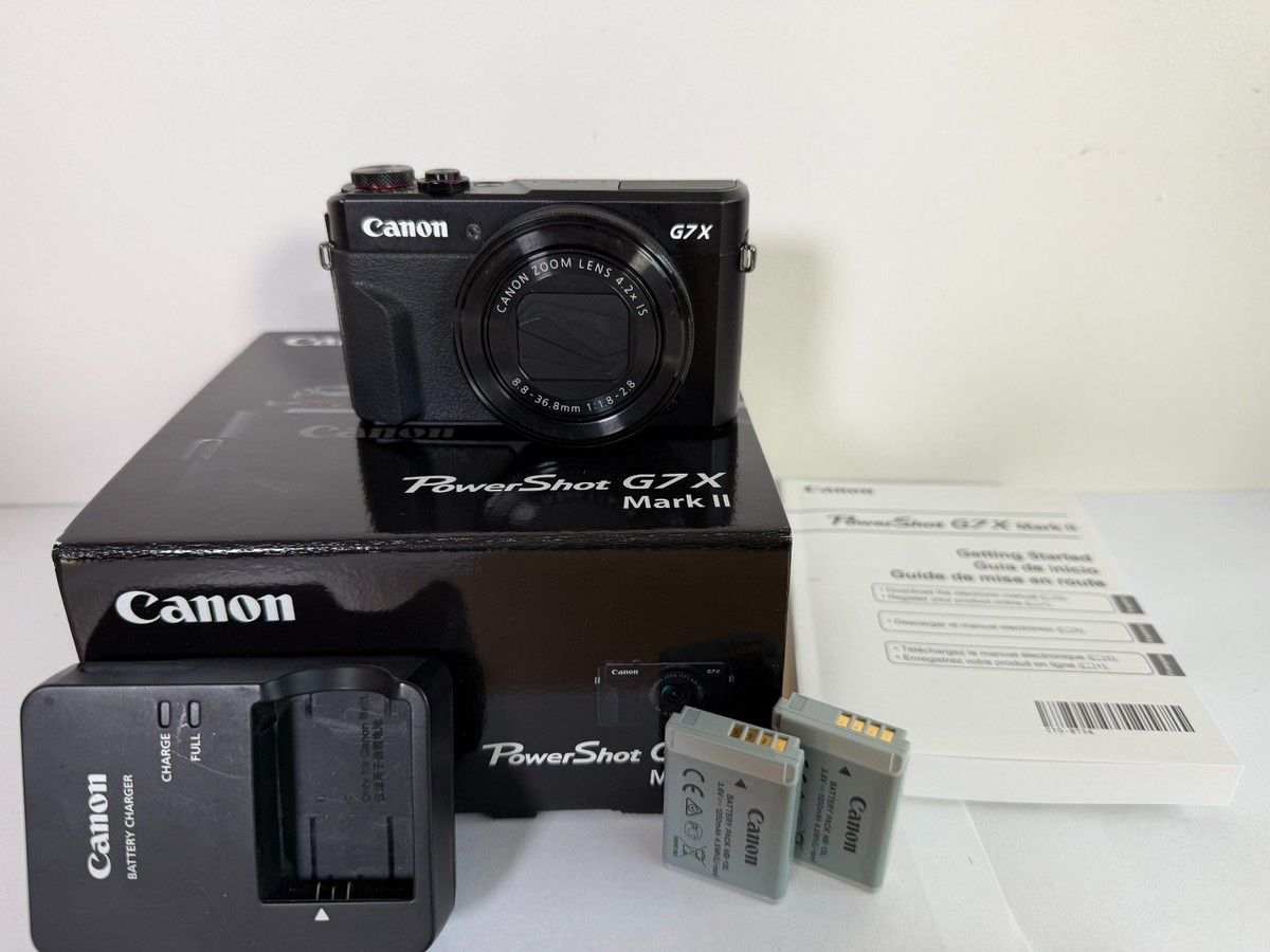 Canon PowerShot G7x Mark II Digital Camera with 3" Flip Screen, 20.1 MP, Black