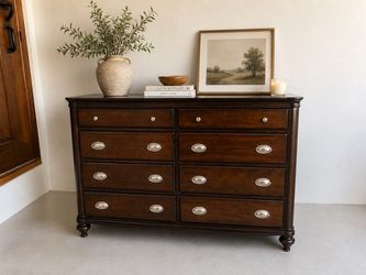Chestnut House • Eight-Drawer Dresser