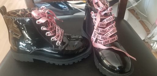 NEW girl booties