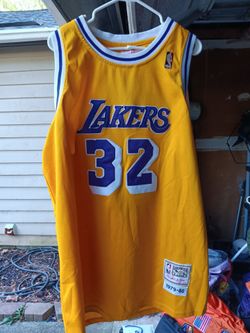 Mitchell & Ness Lakers #32 Hardwood Classics Jersey