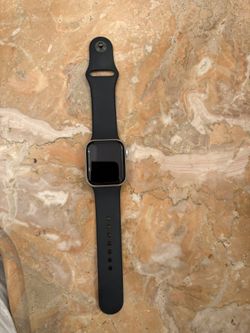 Apple Watch SE (2nd Generation, GPS, 40mm, Aluminum)
