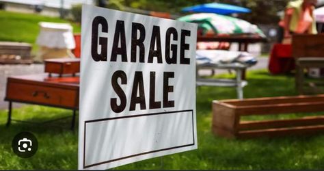 Garage sale in San Marcos