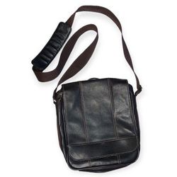 Wilson's Leather Brown Messenger Bag 