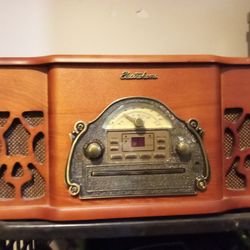 Electrohome Turntable And Radio