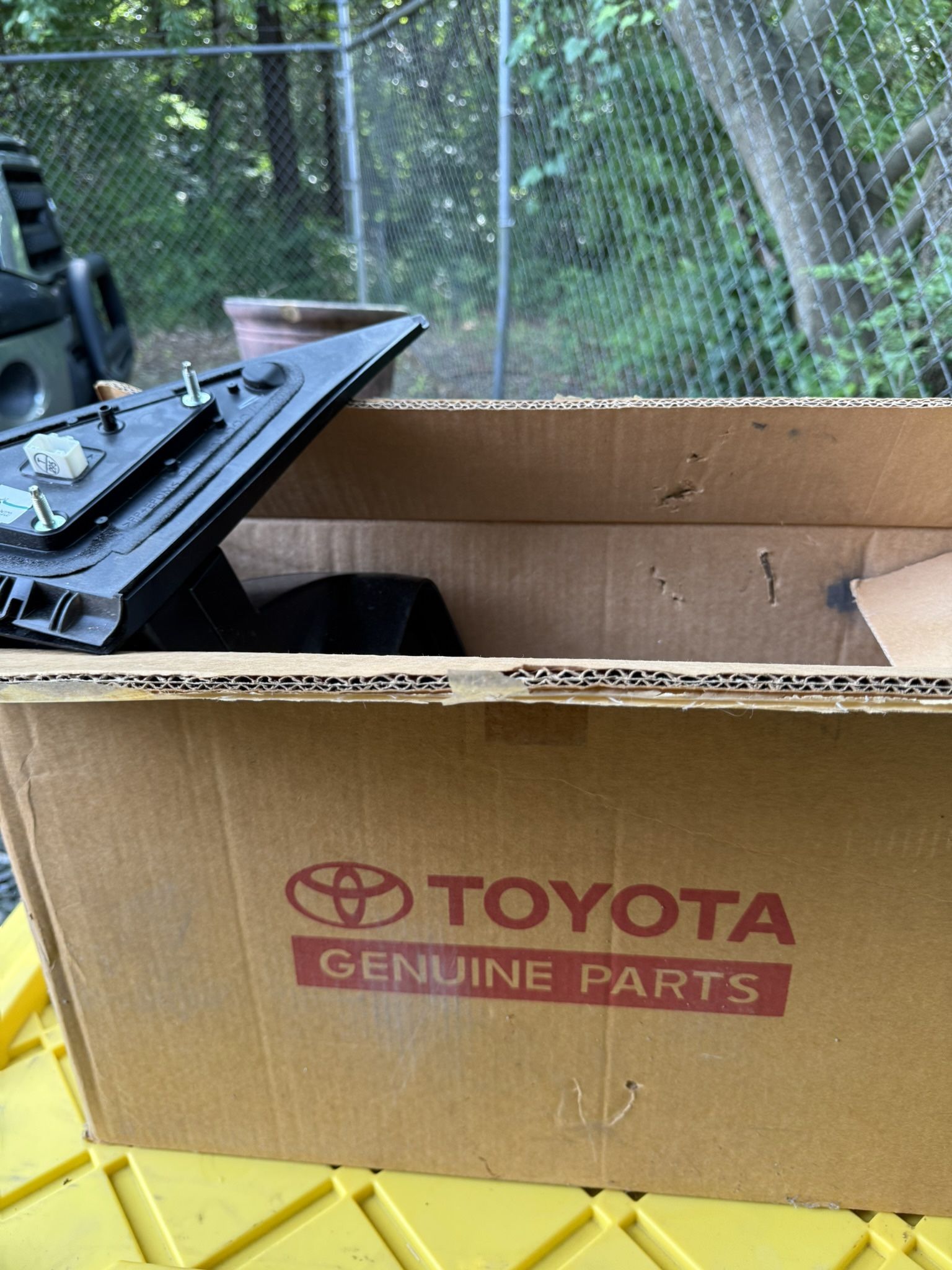 OEM Toyota Tundra Side Mirror 25$