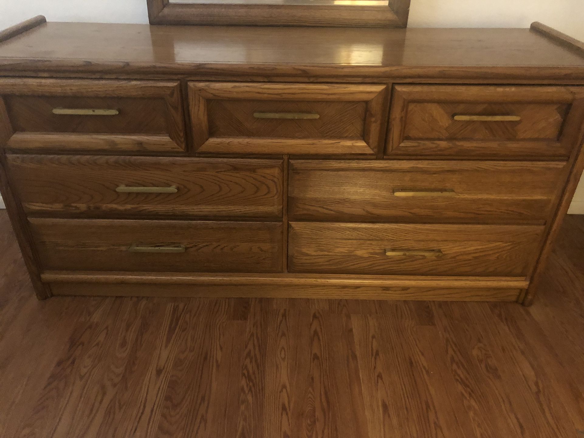 Solid wood bedroom dresser