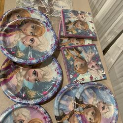 Frozen Plates And Napkins 