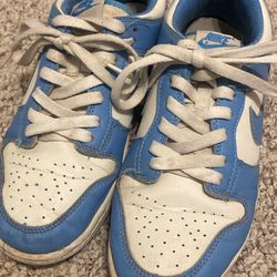 Nike dunk low university blue size 7