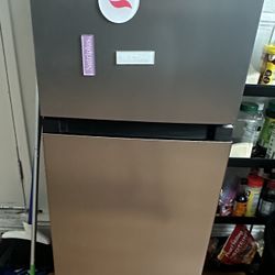 Magic Chef 2 Door Mini Fridge 