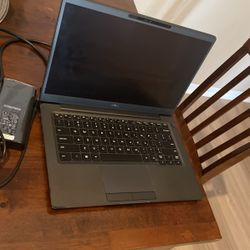 Laptop - Touchscreen Dell Latitude 7300