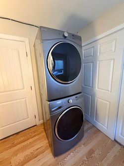 Whirlpool Washer & Dryer Set – $450