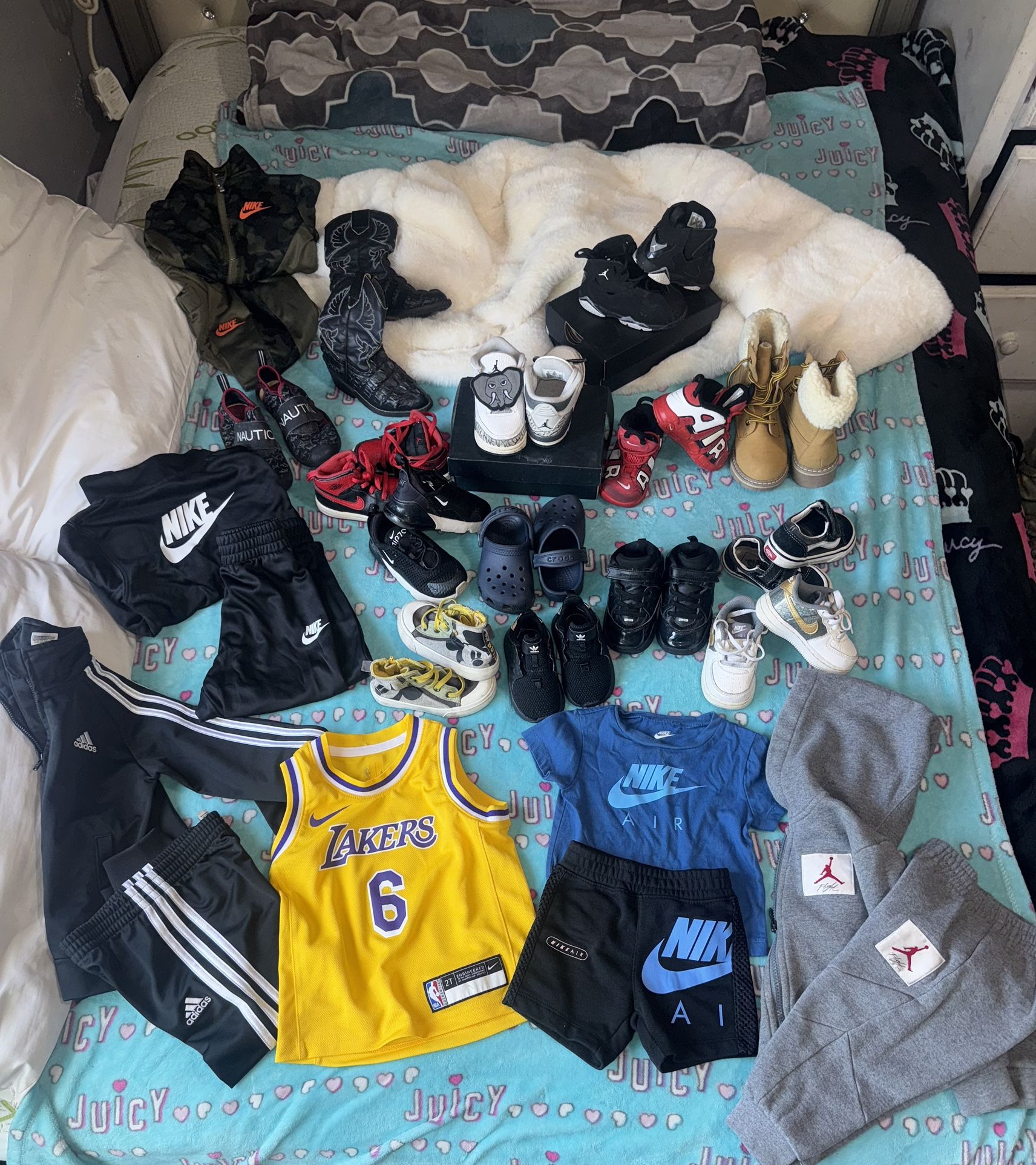 BOY CLOTHES 2T-3T // SHOES 5C-6C