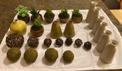 Home Decor Bundle – Vases, Faux Succulents & Natural Accents