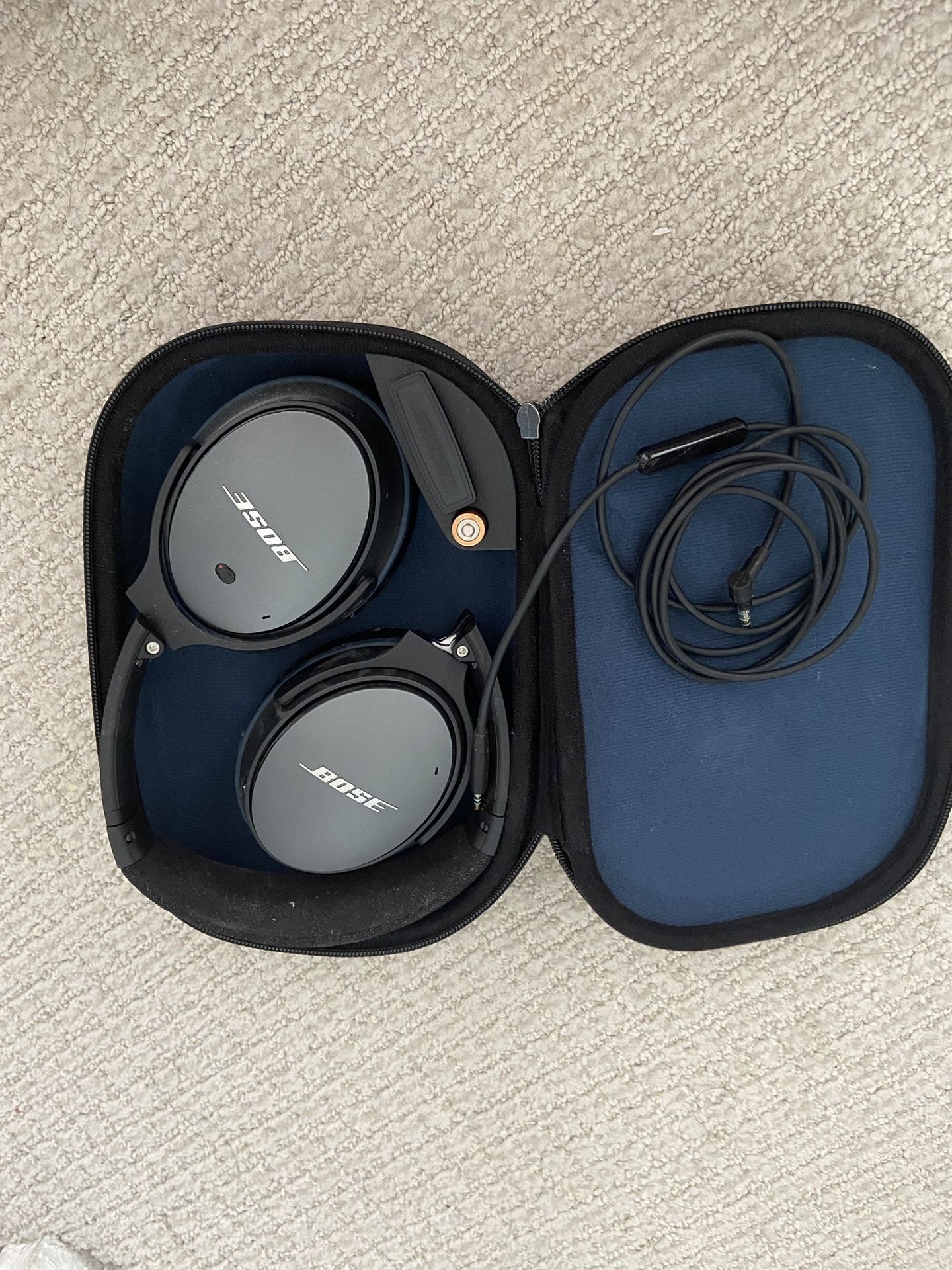 Bose noise cancelling headphones 