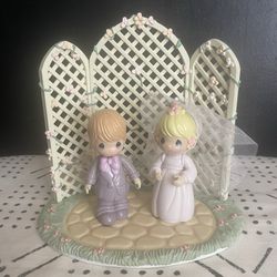 Vintage Precious Moments Bridal Trellis Cake Topper & Figurines