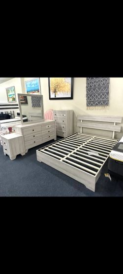 bedroom set