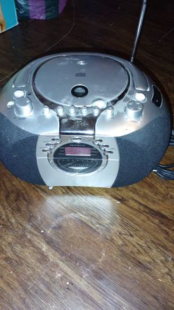 Durabrand Portable CD Player am/fm Radio Cassette Record CD-203 Silver Boom Box