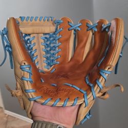 Rawlings Baseball Glove