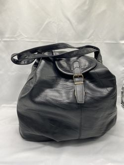 Medium Black Purse