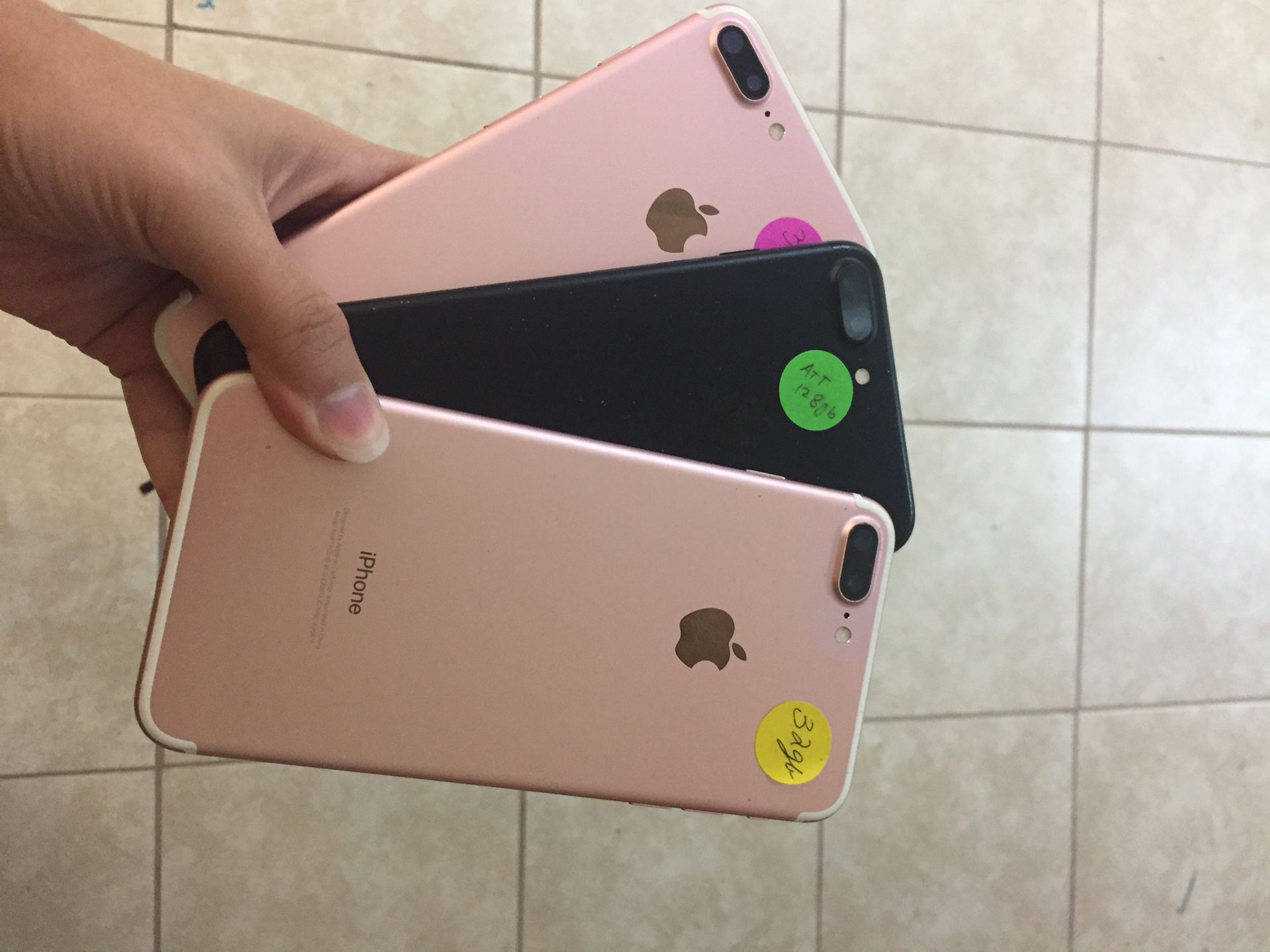 Unlocked iPhone7 Plus 32gb Excellent Condition Free Charger 🔌 30 days warranty