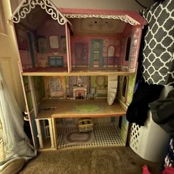 KidKraft Dollhouse 