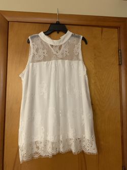 Women’s Dressy Tops Large
