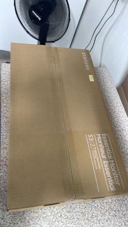 Samsung Computer Monitor – Excellent Condition